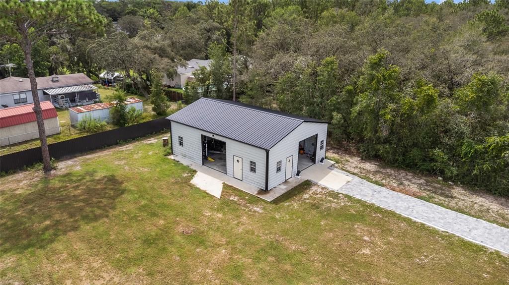 En Venta: $999,000 (3 camas, 2 baños, 2704 Pies cuadrados)