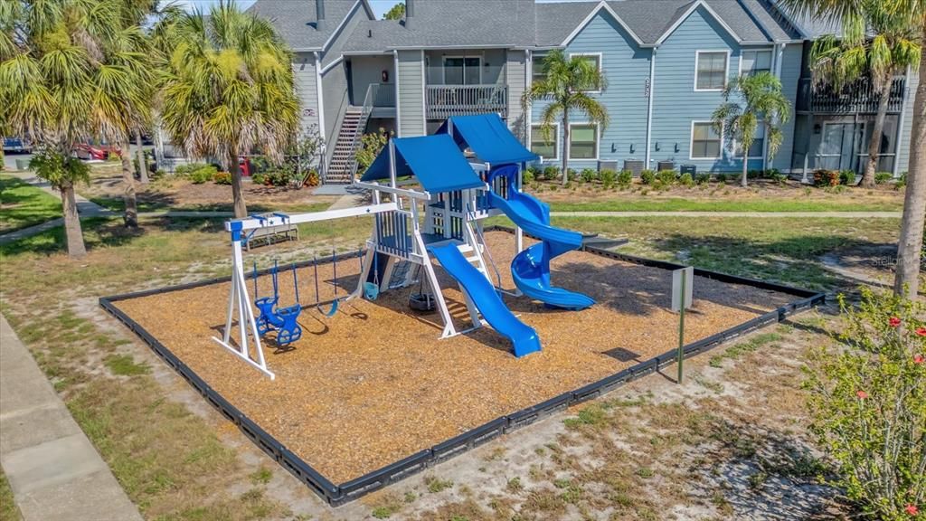 На продажу: $172,000 (1 спален, 1 ванн, 645 Квадратных фут)