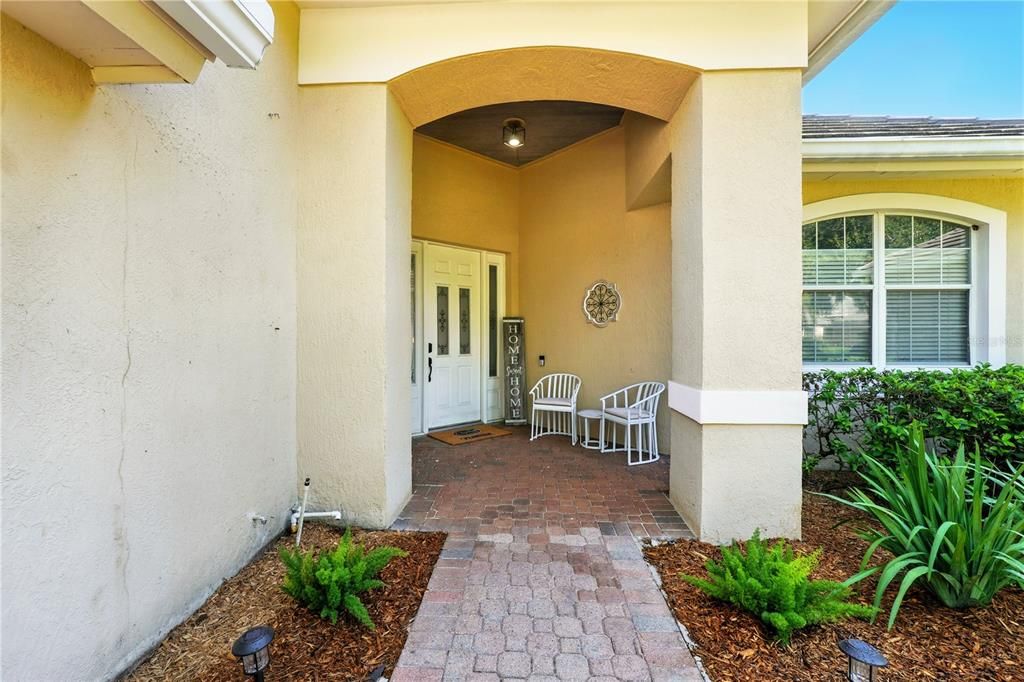 En Venta: $639,000 (3 camas, 2 baños, 1850 Pies cuadrados)