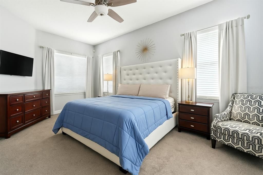 En Venta: $639,000 (3 camas, 2 baños, 1850 Pies cuadrados)