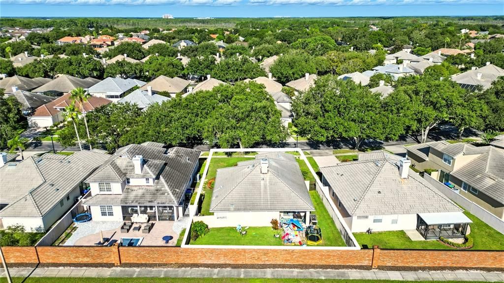 En Venta: $639,000 (3 camas, 2 baños, 1850 Pies cuadrados)