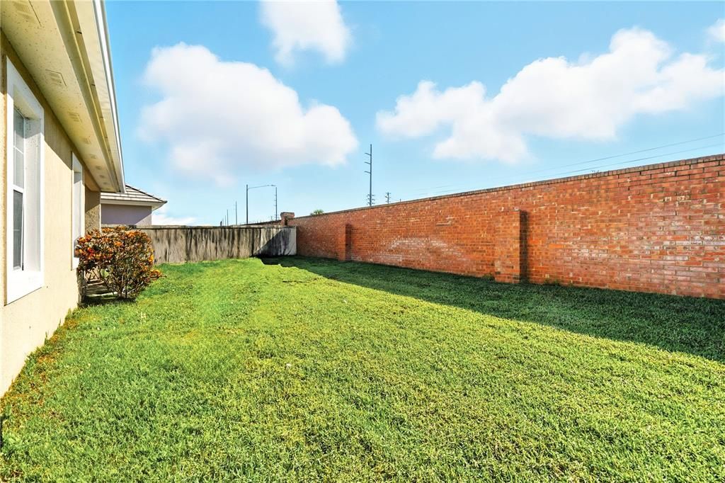 En Venta: $639,000 (3 camas, 2 baños, 1850 Pies cuadrados)