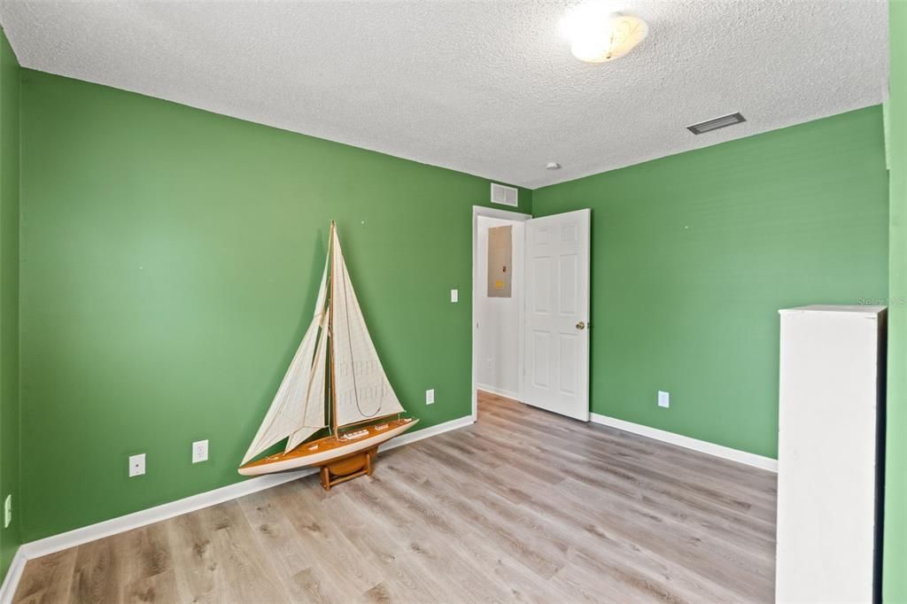 For Sale: $540,000 (3 beds, 2 baths, 1360 Square Feet)