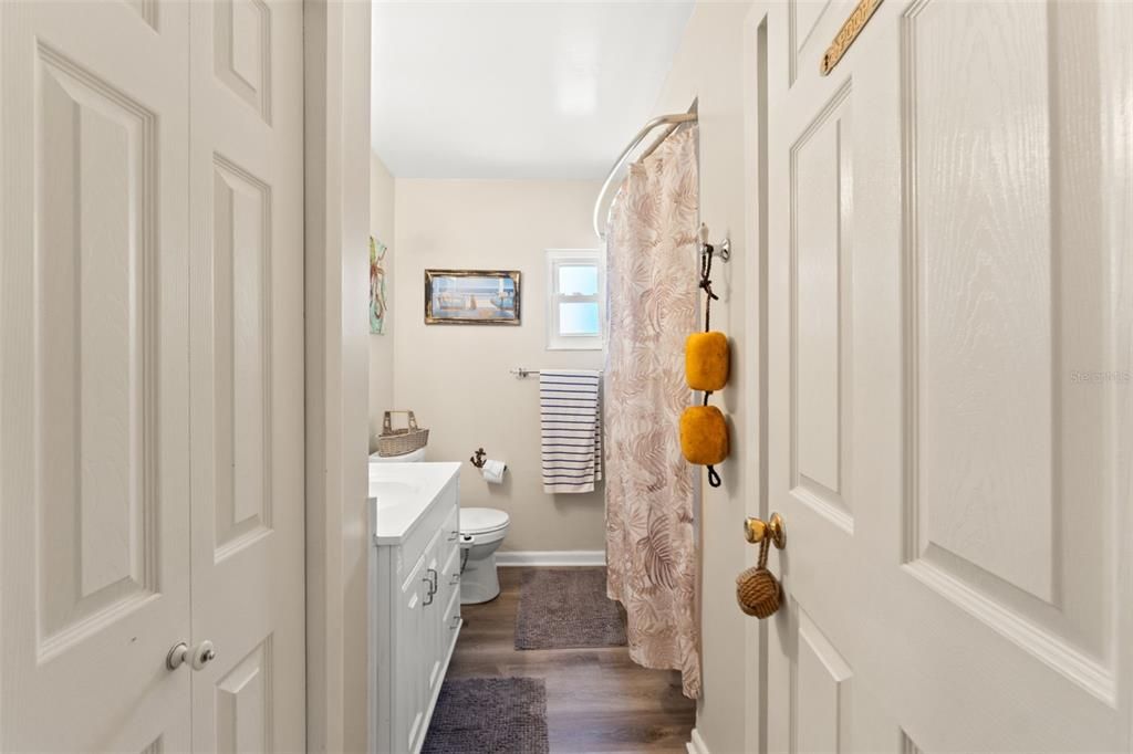 For Sale: $540,000 (3 beds, 2 baths, 1360 Square Feet)