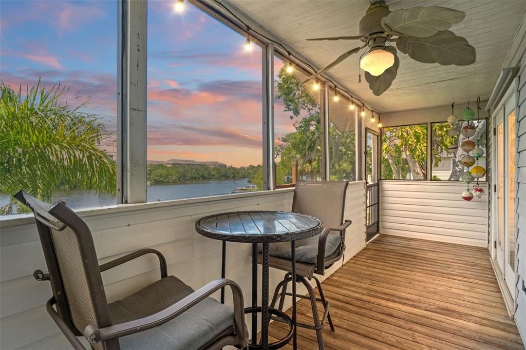 For Sale: $540,000 (3 beds, 2 baths, 1360 Square Feet)