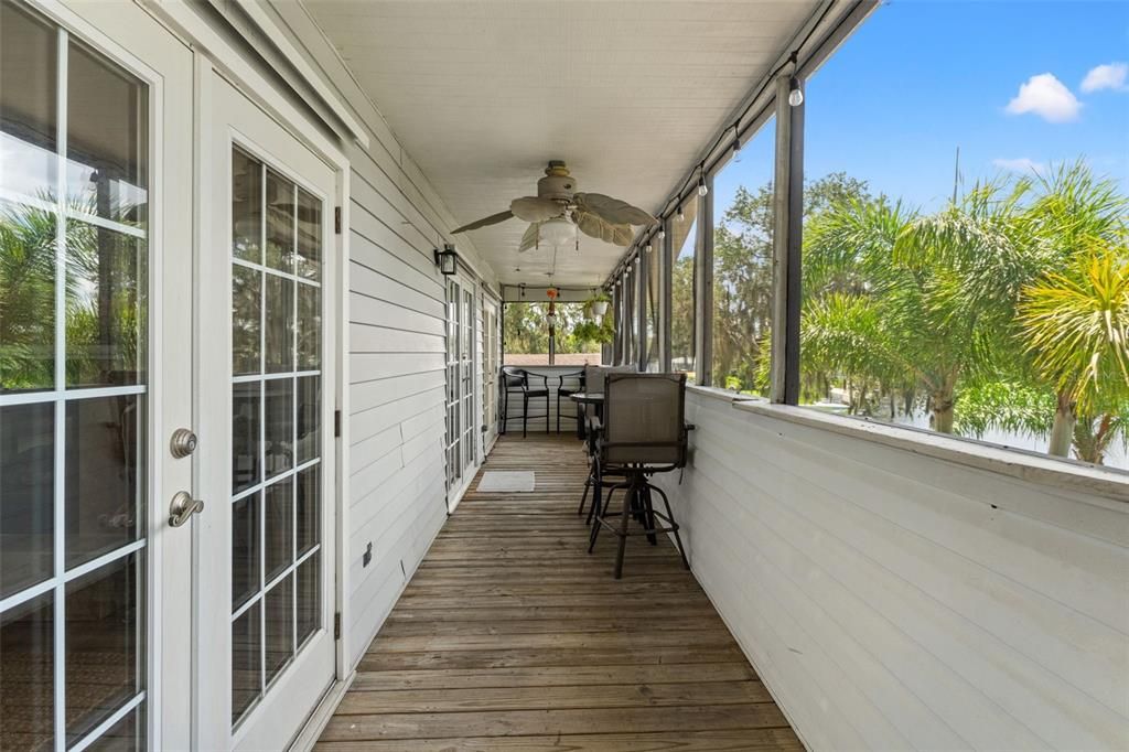 For Sale: $540,000 (3 beds, 2 baths, 1360 Square Feet)