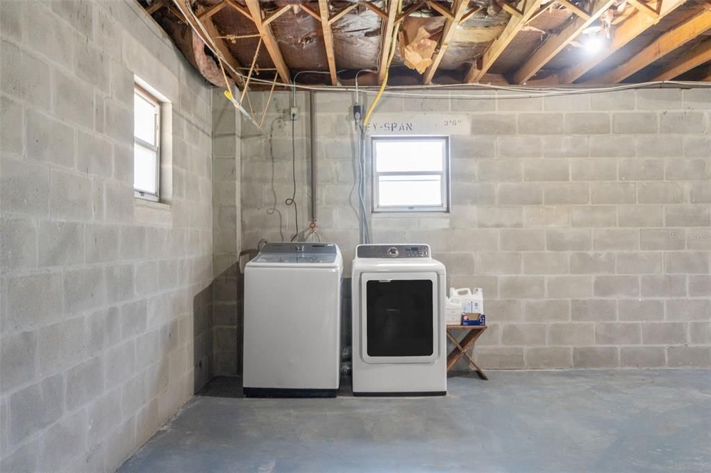 For Sale: $540,000 (3 beds, 2 baths, 1360 Square Feet)