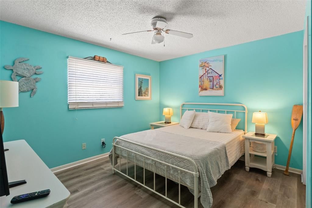 For Sale: $540,000 (3 beds, 2 baths, 1360 Square Feet)