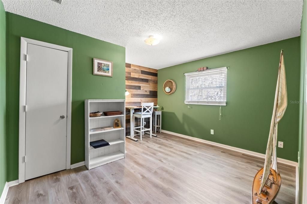 For Sale: $540,000 (3 beds, 2 baths, 1360 Square Feet)