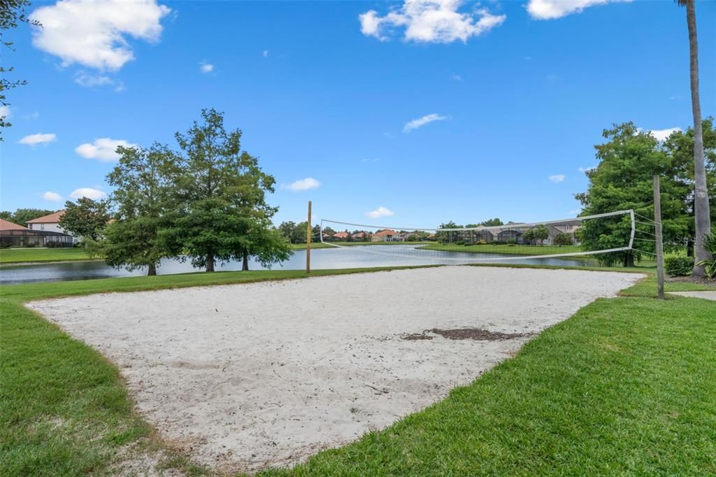 Под контрактом: $934,900 (4 спален, 3 ванн, 3938 Квадратных фут)