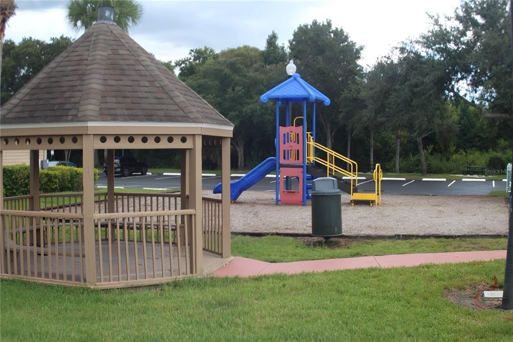 En Venta: $190,000 (2 camas, 1 baños, 871 Pies cuadrados)