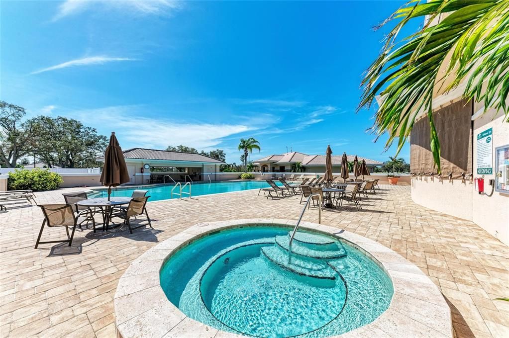 For Rent: $4,200 (2 beds, 2 baths, 1324 Square Feet)