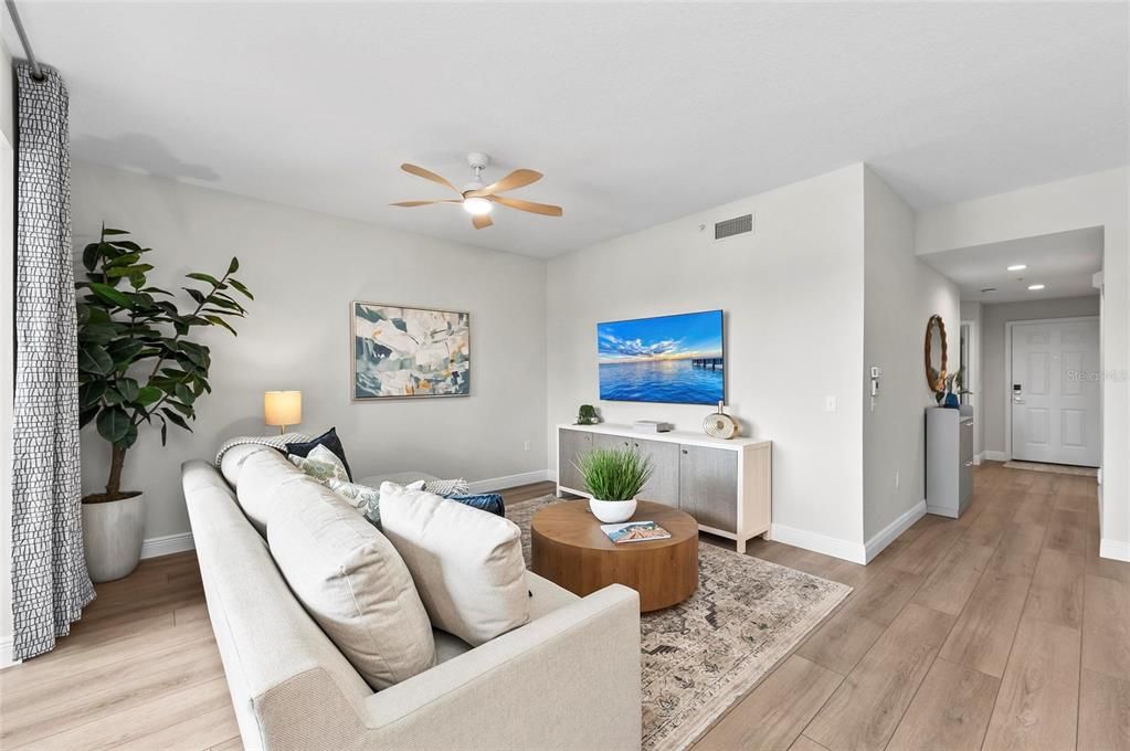 For Rent: $4,200 (2 beds, 2 baths, 1324 Square Feet)