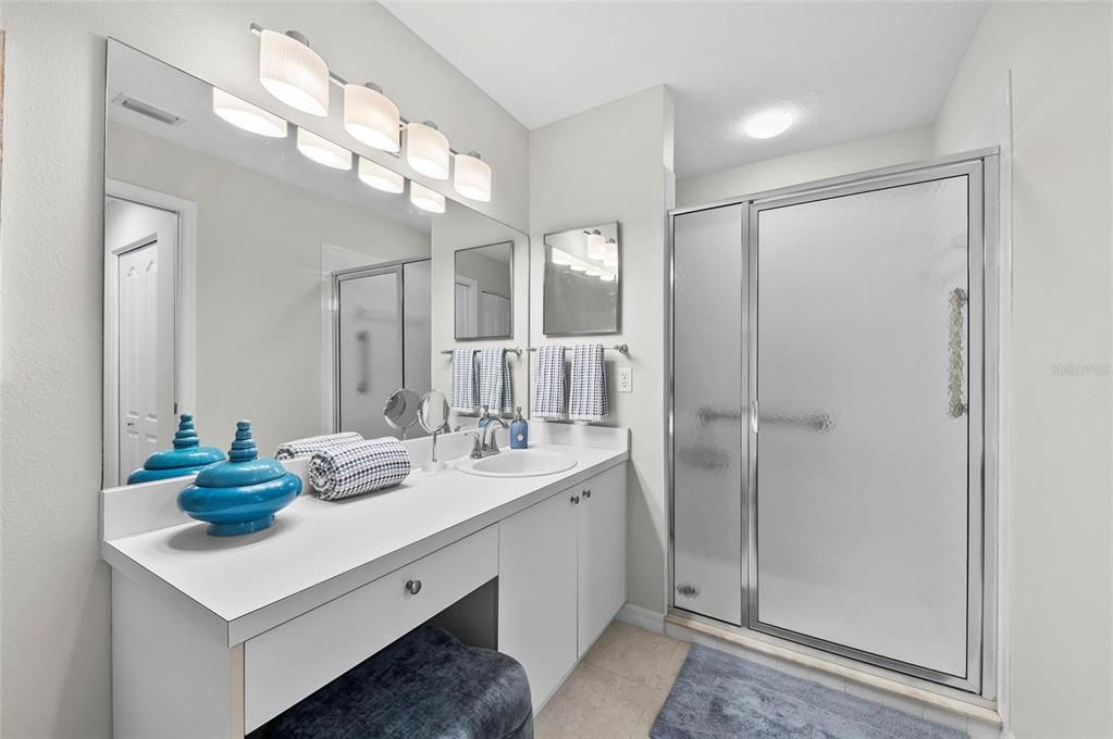 For Rent: $4,200 (2 beds, 2 baths, 1324 Square Feet)