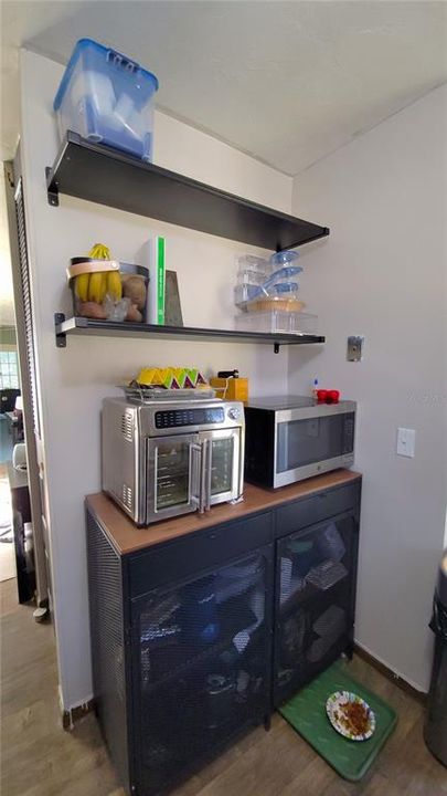 待售: $170,000 (2 贝兹, 1 浴室, 1120 平方英尺)