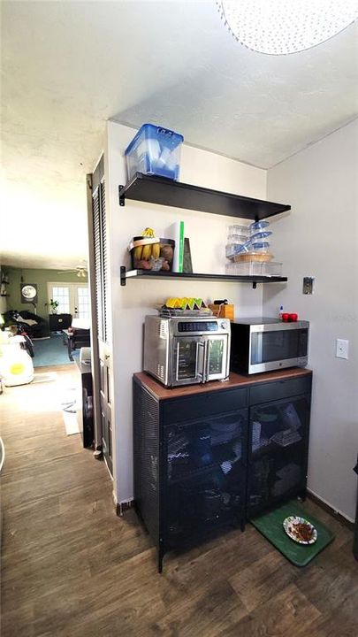 待售: $170,000 (2 贝兹, 1 浴室, 1120 平方英尺)