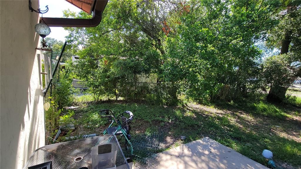 待售: $170,000 (2 贝兹, 1 浴室, 1120 平方英尺)