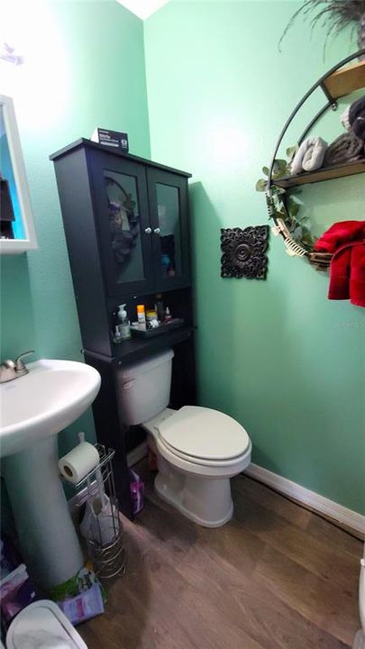 待售: $170,000 (2 贝兹, 1 浴室, 1120 平方英尺)