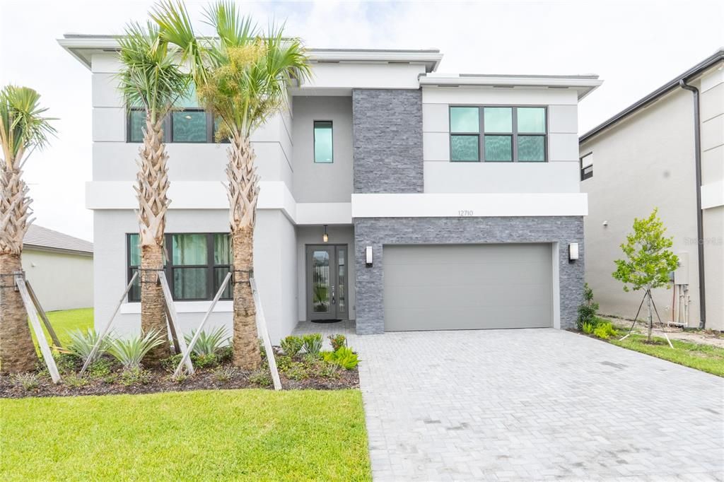 Recently Rented: $4,800 (5 beds, 7 baths, 4400 Square Feet)