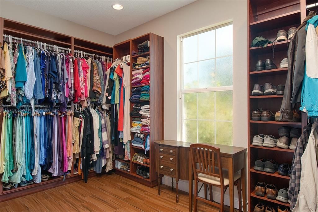 待售: $980,000 (3 贝兹, 2 浴室, 3128 平方英尺)