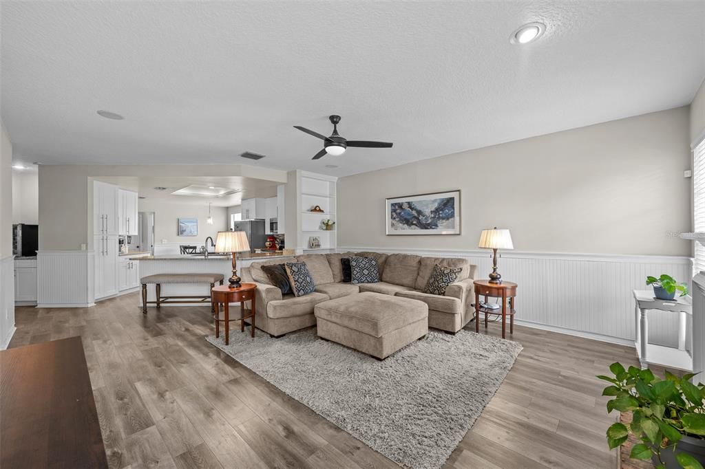 Active With Contract: $659,900 (4 beds, 3 baths, 2491 Square Feet)