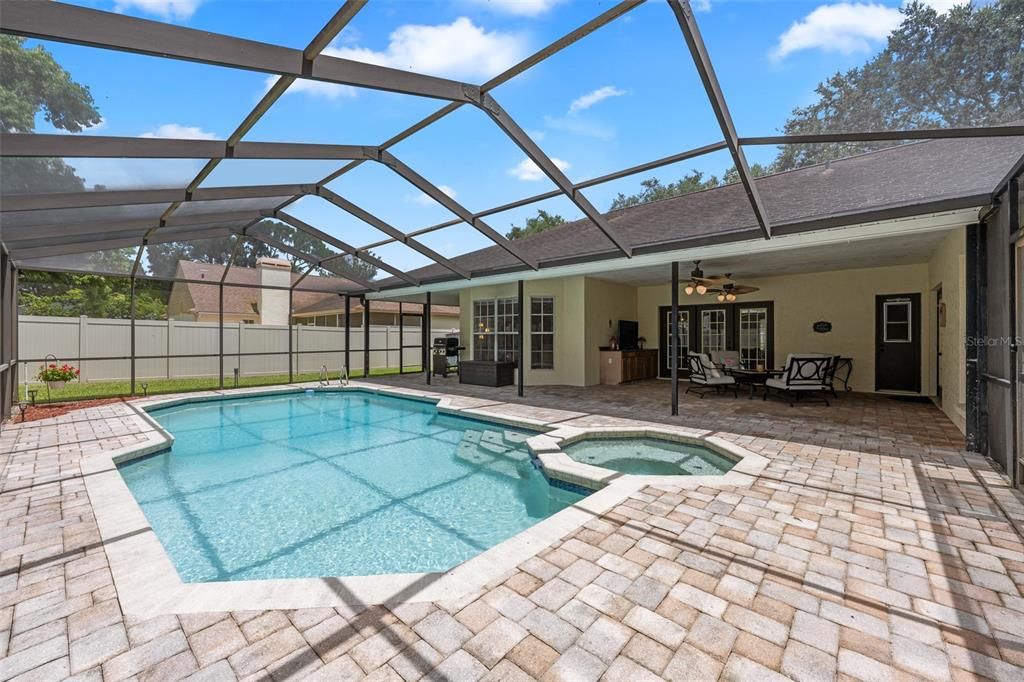 Active With Contract: $659,900 (4 beds, 3 baths, 2491 Square Feet)