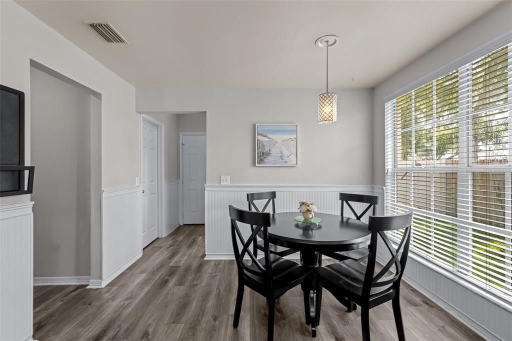 Active With Contract: $659,900 (4 beds, 3 baths, 2491 Square Feet)