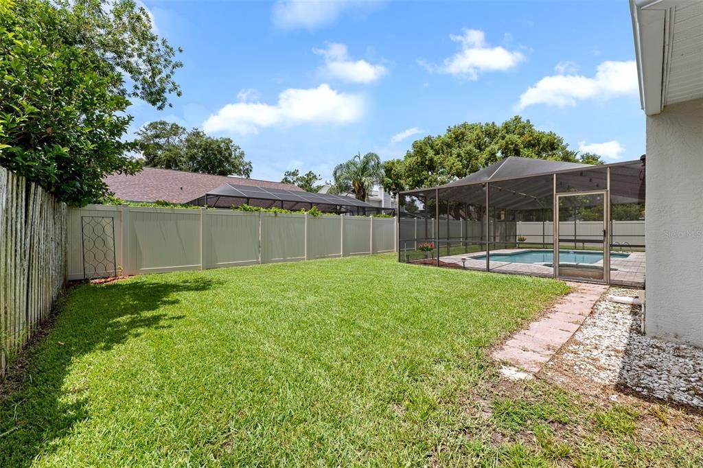 Active With Contract: $659,900 (4 beds, 3 baths, 2491 Square Feet)