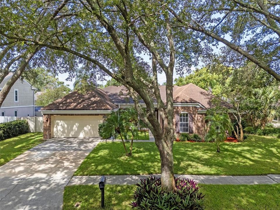 Active With Contract: $659,900 (4 beds, 3 baths, 2491 Square Feet)