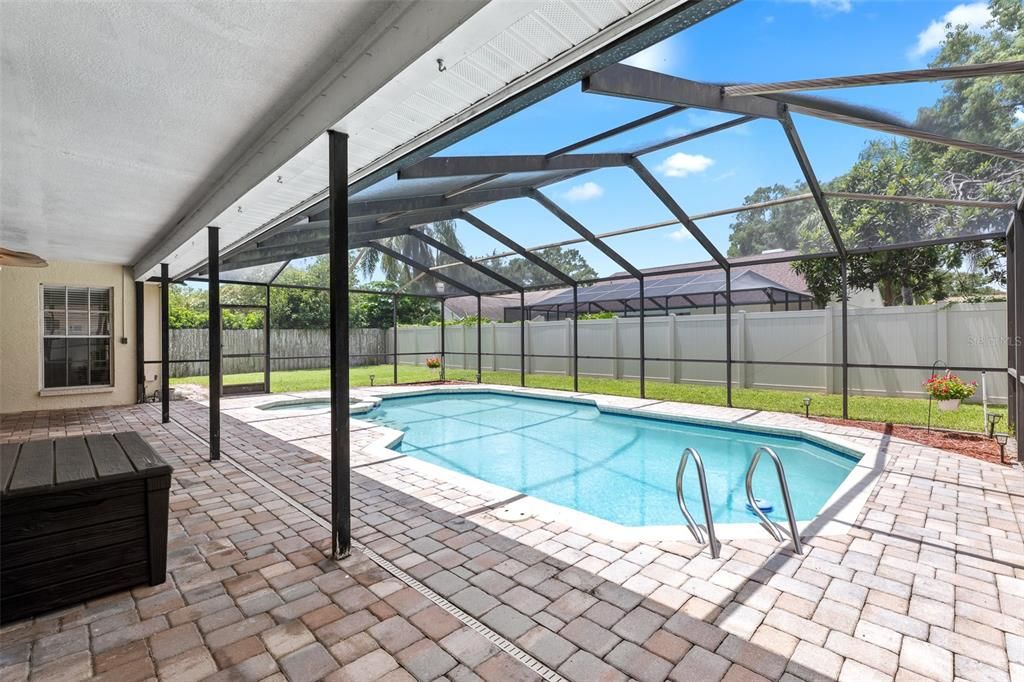 Active With Contract: $659,900 (4 beds, 3 baths, 2491 Square Feet)