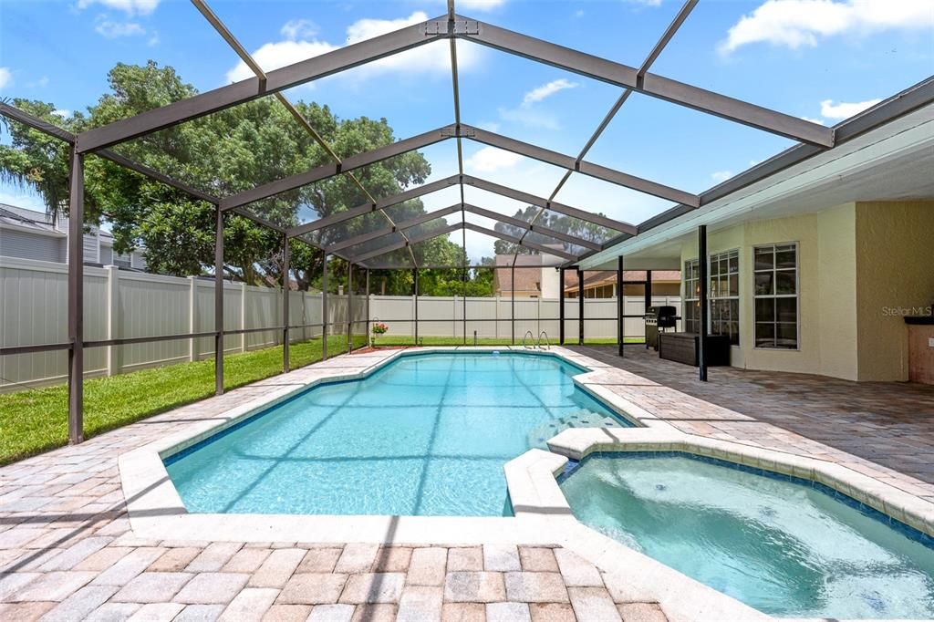 Active With Contract: $659,900 (4 beds, 3 baths, 2491 Square Feet)