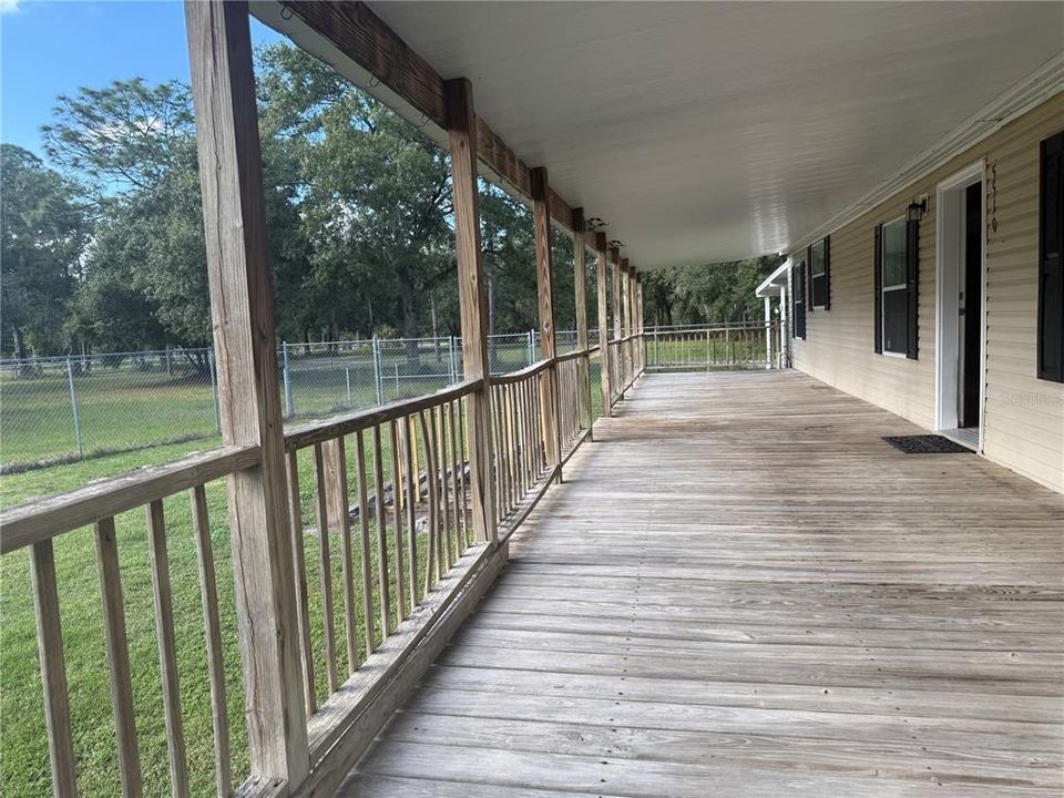 待售: $359,900 (4 贝兹, 2 浴室, 1512 平方英尺)