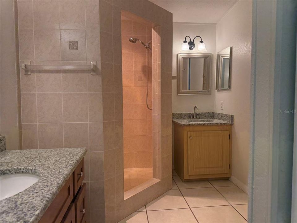 待售: $359,900 (4 贝兹, 2 浴室, 1512 平方英尺)