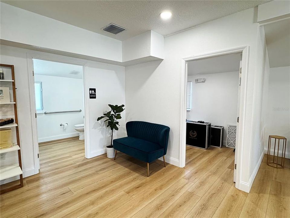 На продажу: $2,500,000 (0 спален, 0 ванн, 1947 Квадратных фут)