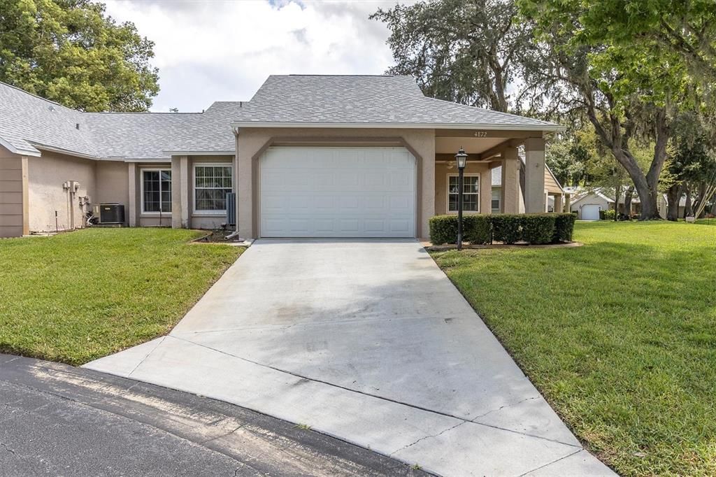 En Venta: $159,900 (2 camas, 2 baños, 1135 Pies cuadrados)