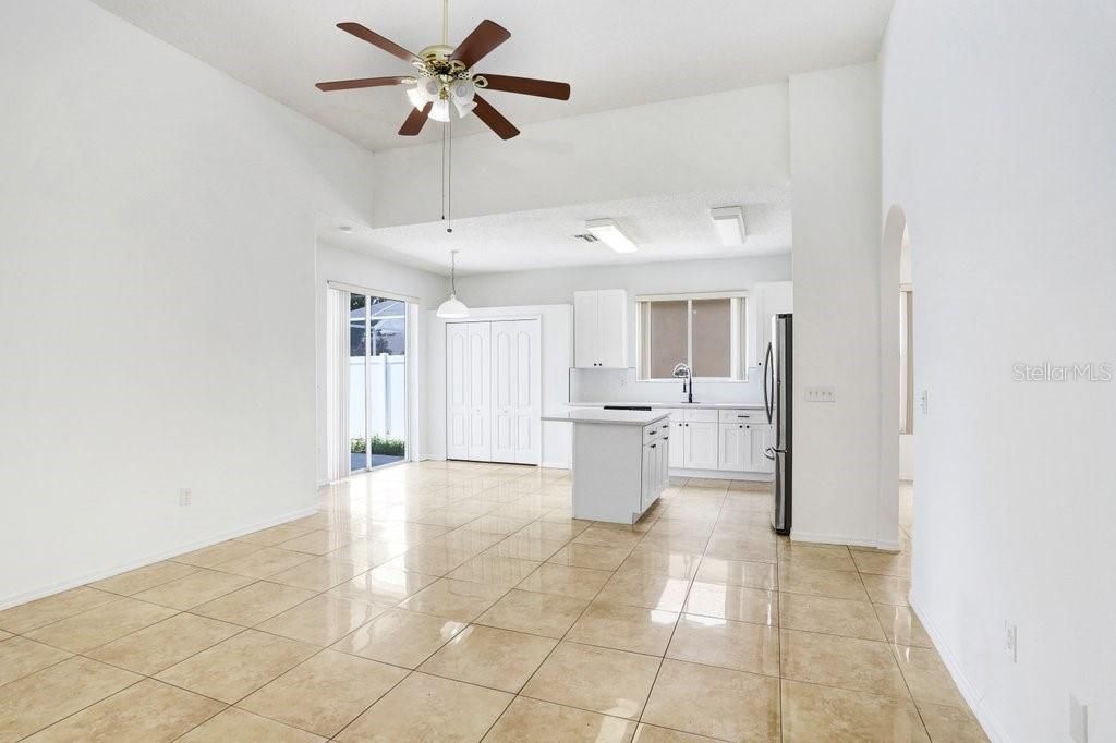 出租: $2,250 (3 贝兹, 2 浴室, 1590 平方英尺)