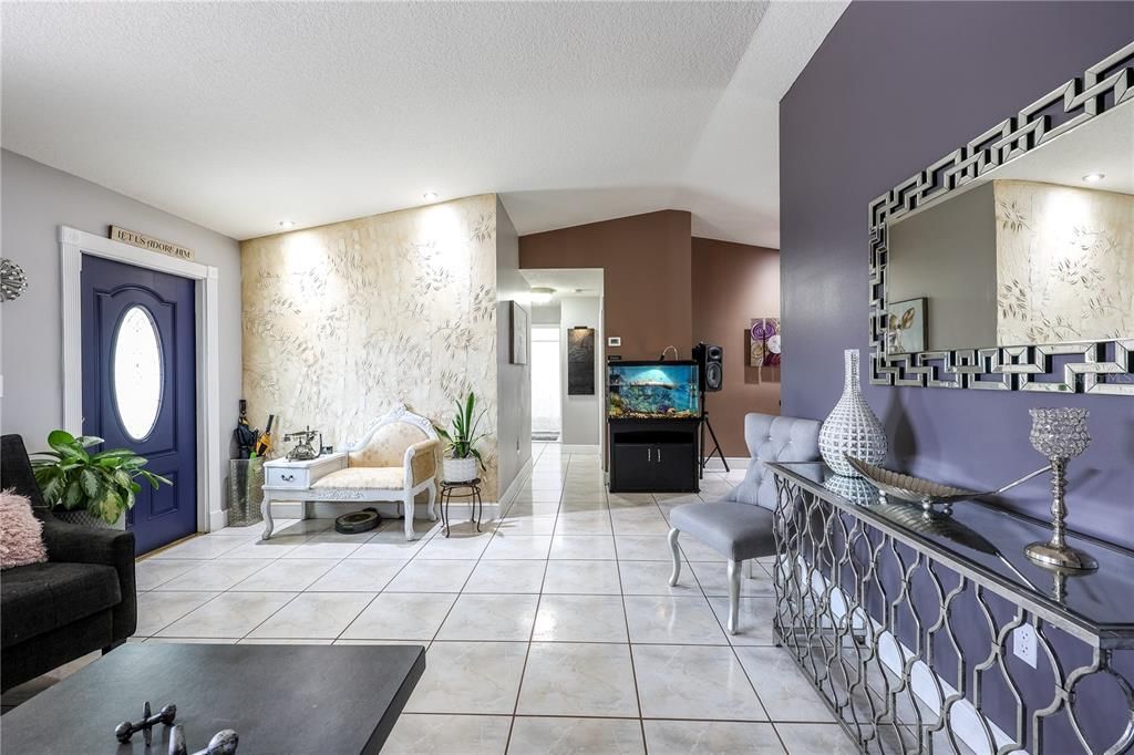 For Sale: $727,300 (3 beds, 2 baths, 1370 Square Feet)