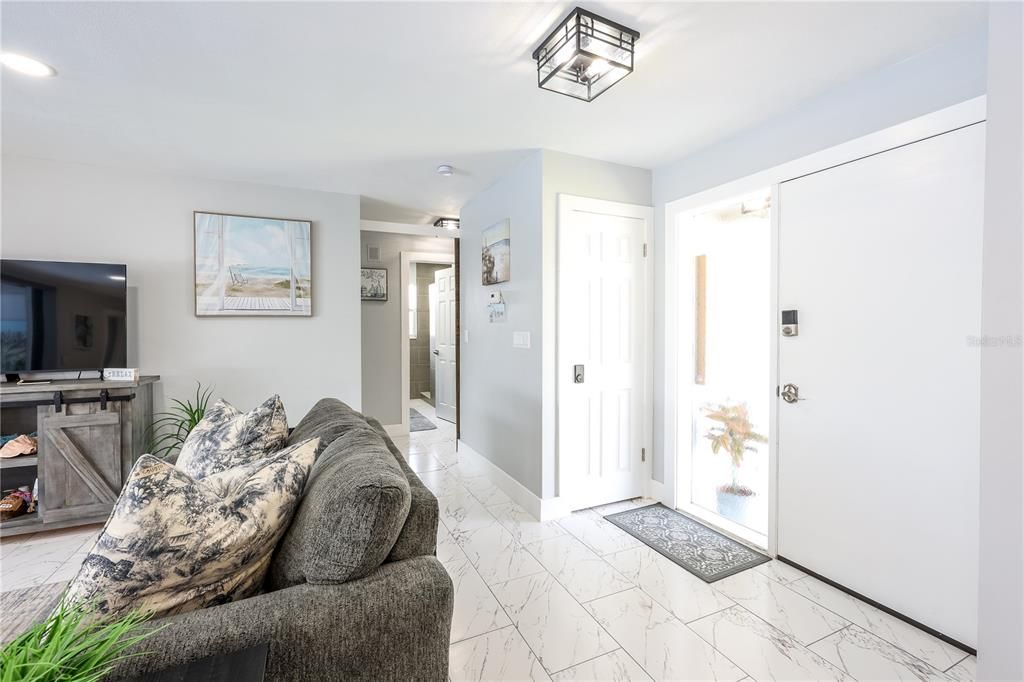 For Sale: $727,300 (3 beds, 2 baths, 1370 Square Feet)