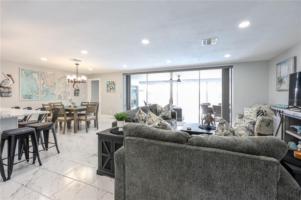 For Sale: $727,300 (3 beds, 2 baths, 1370 Square Feet)