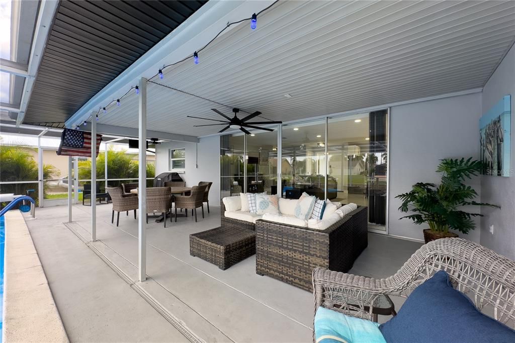 For Sale: $727,300 (3 beds, 2 baths, 1370 Square Feet)