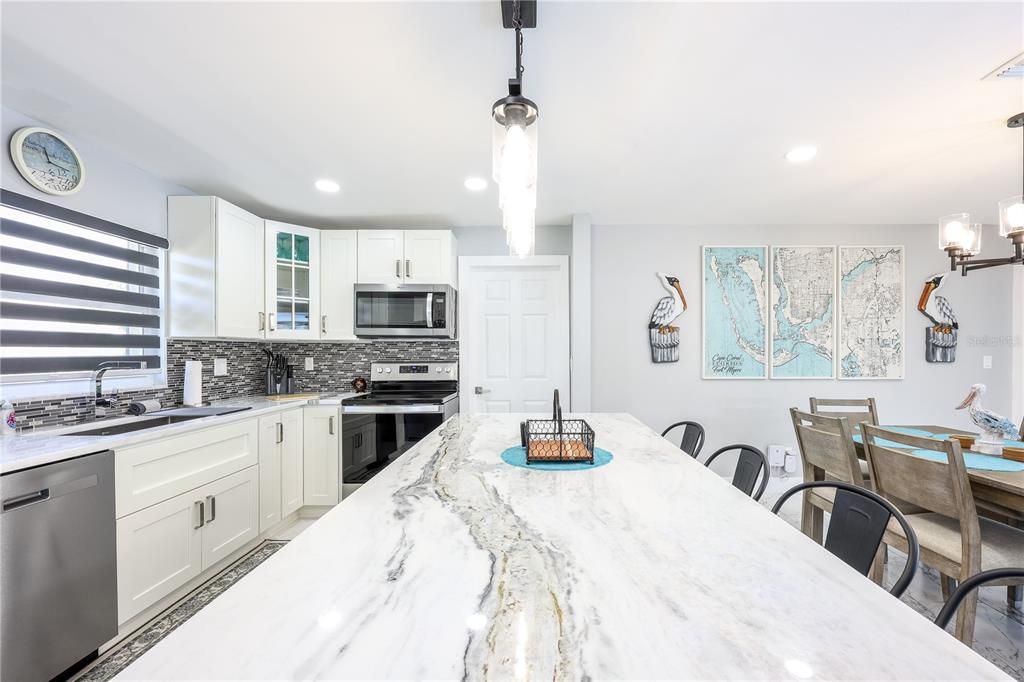 For Sale: $727,300 (3 beds, 2 baths, 1370 Square Feet)