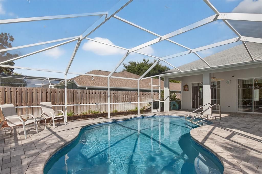 Active With Contract: $639,900 (4 beds, 3 baths, 2133 Square Feet)