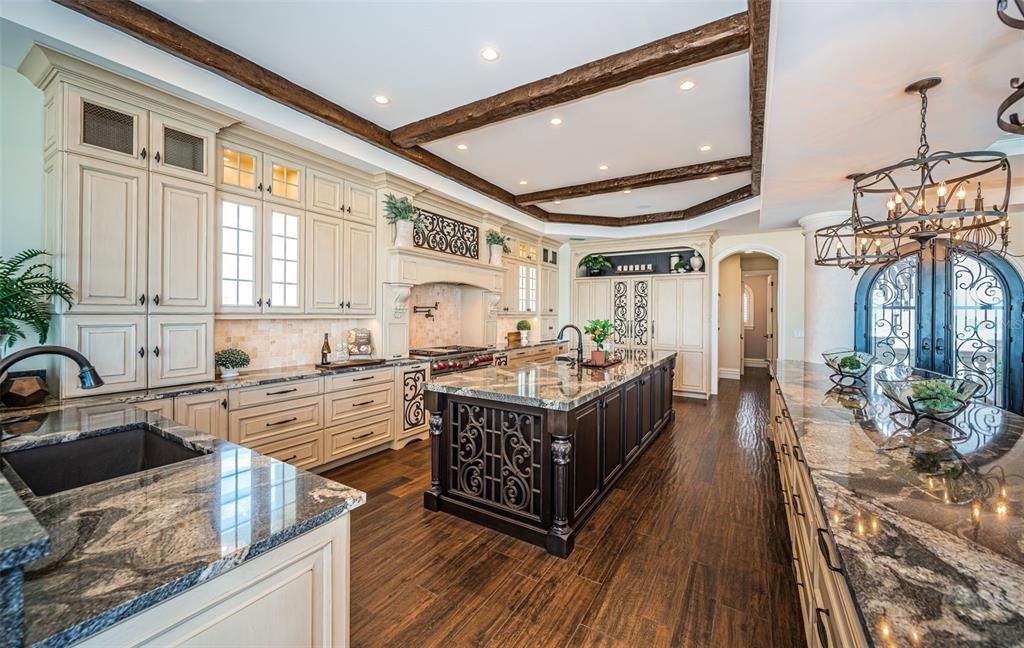 待售: $7,995,000 (5 贝兹, 5 浴室, 4356 平方英尺)