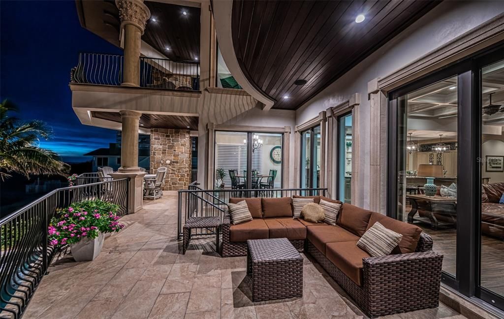 待售: $7,995,000 (5 贝兹, 5 浴室, 4356 平方英尺)