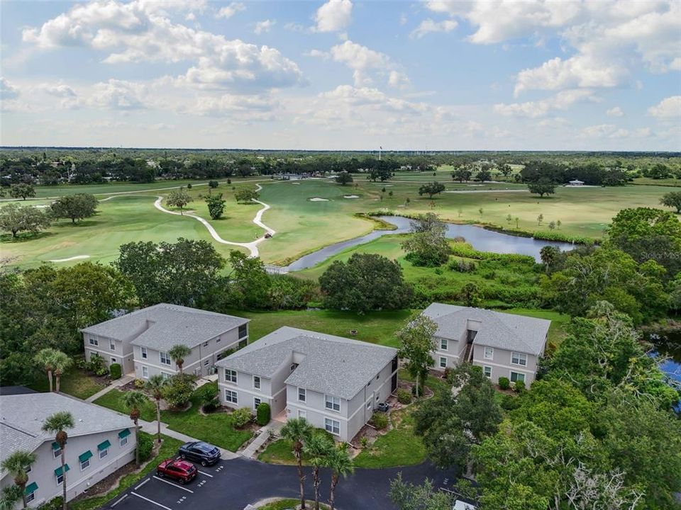 На продажу: $295,000 (2 спален, 2 ванн, 1334 Квадратных фут)