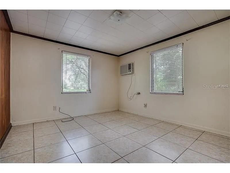 Active With Contract: $480,000 (2 beds, 1 baths, 1160 Square Feet)