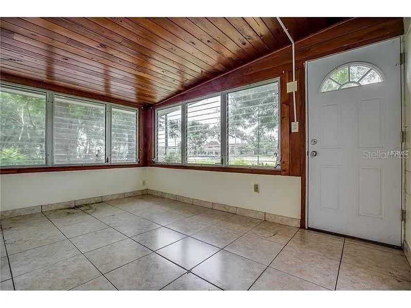 Active With Contract: $480,000 (2 beds, 1 baths, 1160 Square Feet)