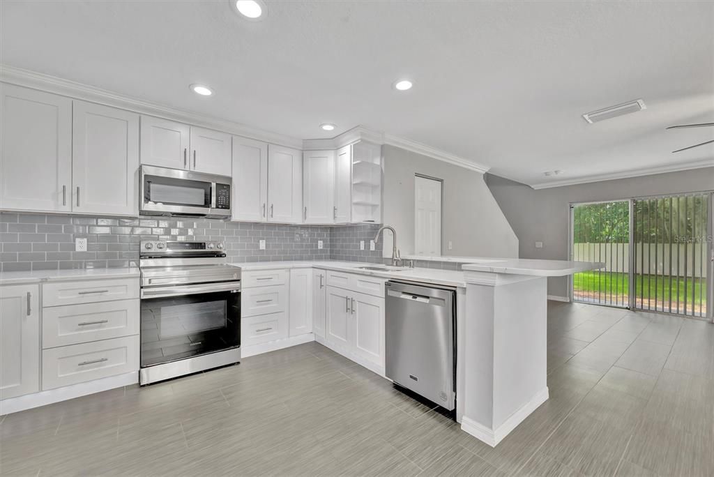 En Venta: $279,000 (3 camas, 2 baños, 1573 Pies cuadrados)