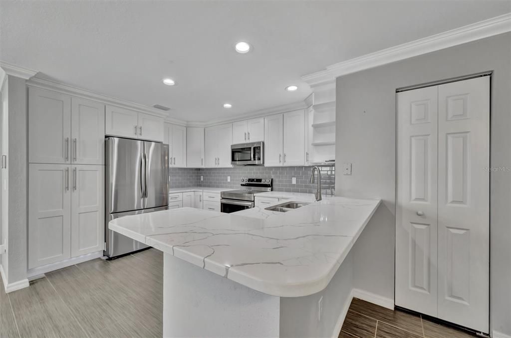 En Venta: $279,000 (3 camas, 2 baños, 1573 Pies cuadrados)