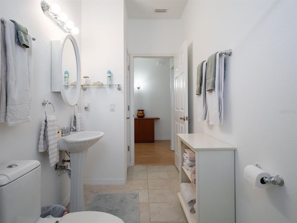 待售: $599,000 (6 贝兹, 4 浴室, 3121 平方英尺)